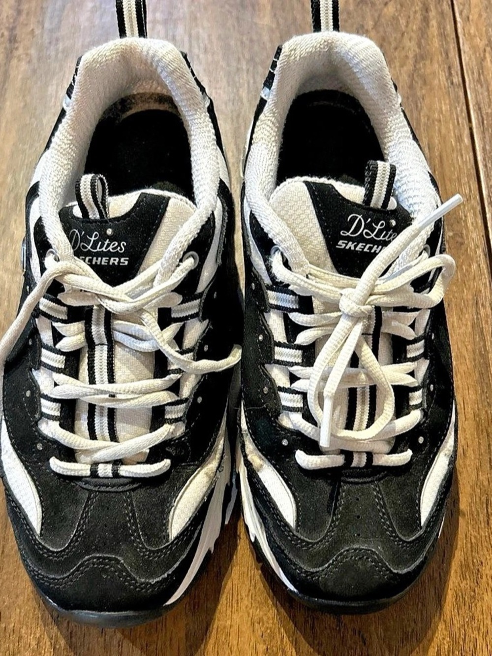 Skechers D'Lites - Biggest Fan Black & White Sneakers US 7.5